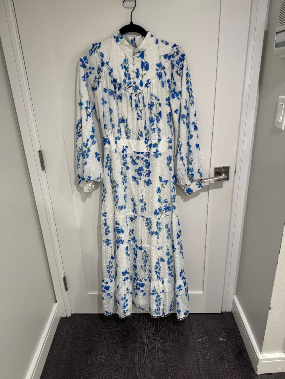 A blue and white elegant floral midi/maxi dress
